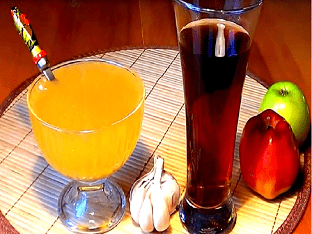 Настойка из яблочного уксуса, меда и чеснока: чудо-напиток для лечения