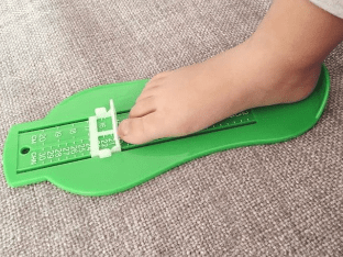 Определить размер ноги и измерить