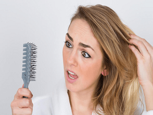 Что делать, если выпадают волосы после родов