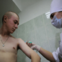 Делают ли профилактические прививки военнослужащим