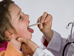 Острый ларингит: симптомы и лечение у детей