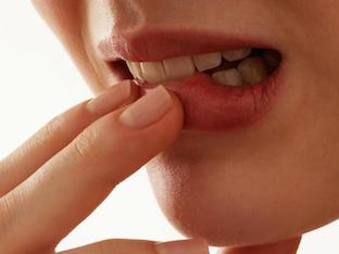 Симптомы рака губы: как их распознать