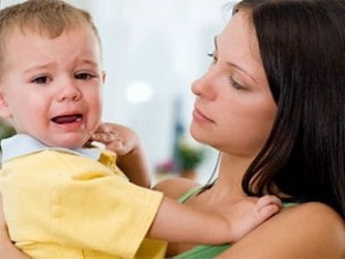 Что провоцирует острый герпетический стоматит у детей, как лечить
