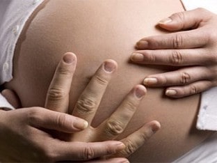 Критические периоды беременности: чем они опасны