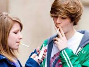 Почему подростки начинают курить