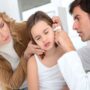 Что делать если «Стреляет» в ухе?