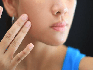 Как убрать морщины на лице: салонные и домашние методы?