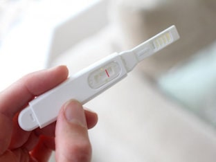Может ли тест при беременности показывать одну полоску